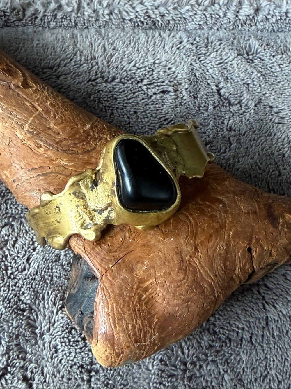 Vintage Brass Cuff Bracelet with Black Stone Accent Modernist/brutalist. Unisex